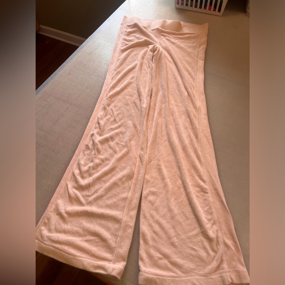 Danskin velour pant